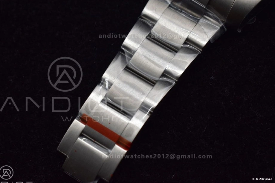 Edition on Bracelet Submariner No Best Date 1126 BP GoodFit 114060 SS 0315